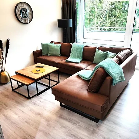 Apartman Glamory Pool Sauna Wifi 6 Personen Near Lift Balkon Ps4