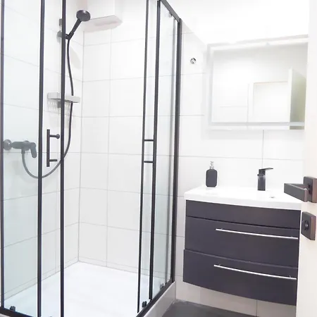 Glamory Pool Sauna Wifi 6 Personen Near Bikepark Balkon Ps4 * Winterberg