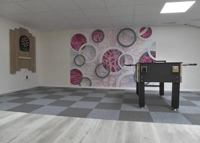 Apartment Glamory Pool Sauna Wifi 6 Personen Near Lift Balkon Ps4 *